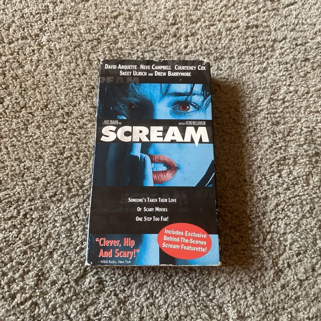 Scream Special Edition Neve Campbell Blue Cover VHS